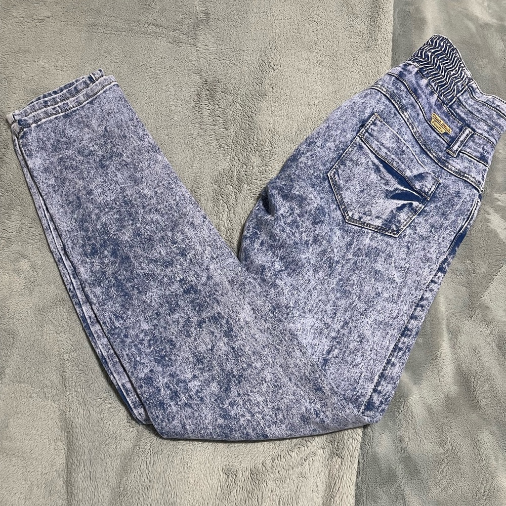 Tush Push Jeans
